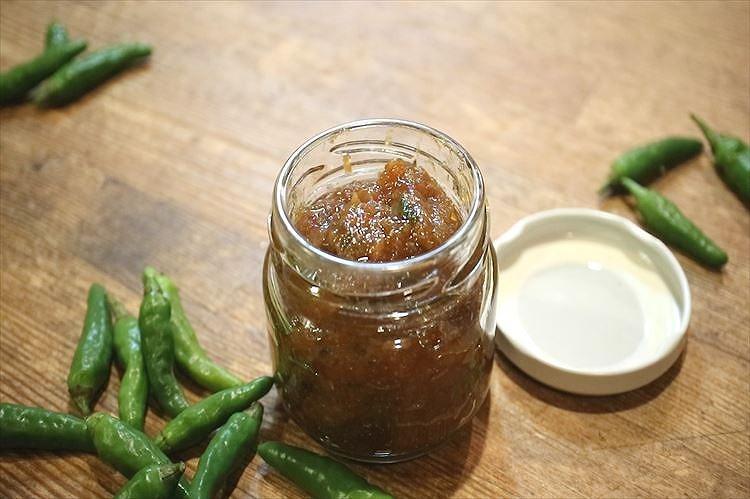 青とうがらし味噌の作り方 レシピ 唐辛子味噌 甘辛な万能調味料 コリスのお菓子作りブログ