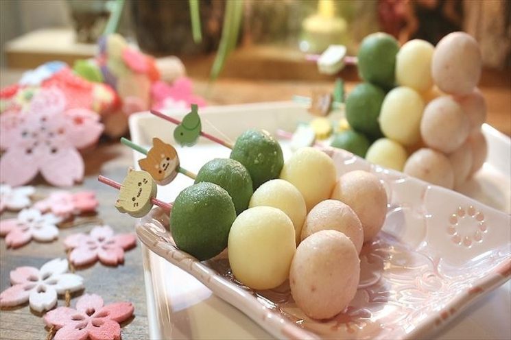 ひな団子生チョコの作り方 レシピ ひな祭り ホワイト 抹茶 いちご コリスのお菓子作りブログ