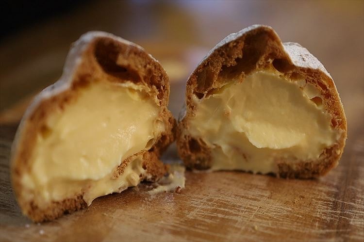 ザックザク シュークリームの作り方 レシピ シュー皮をザックザクに焼く方法 コリスのお菓子作りブログ