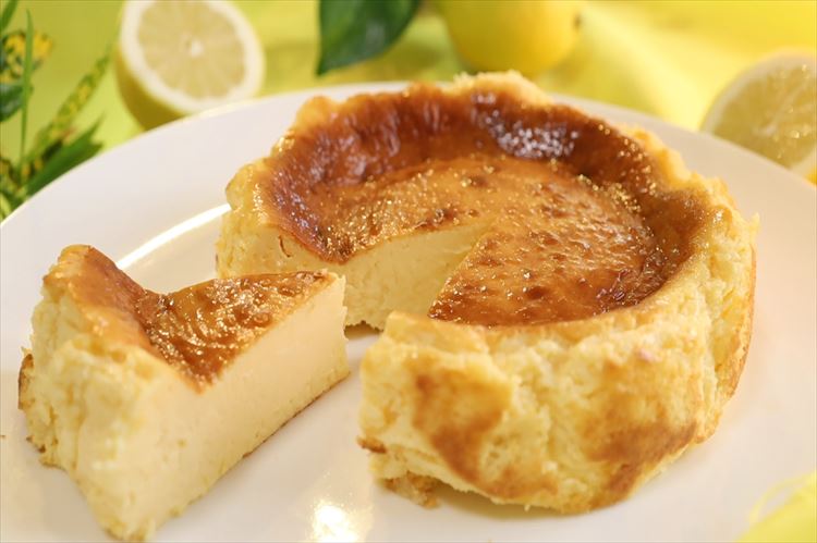 チーズケーキの渦巻きレモンバターケーキのレシピ